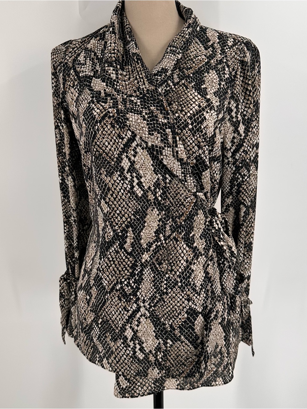 Karen Millen US‎ 8 Snake Print Long Sleeve Wrap Style Blouse Shirt Satin Office